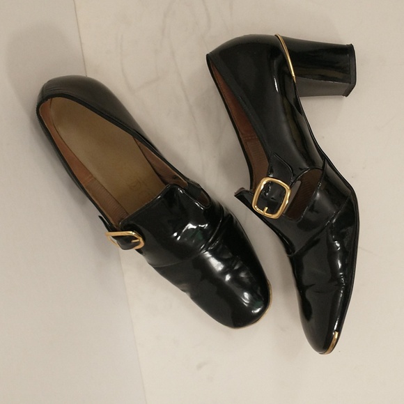Vintage Black Patent Leather Shoes Block Heel  Rounded Square Toe 80s sz 7 wGold - Picture 1 of 10